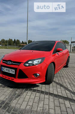 Хэтчбек Ford Focus 2013 в Львове