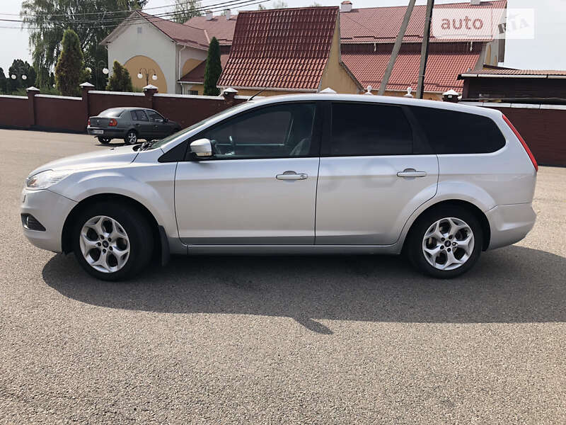 Универсал Ford Focus 2010 в Фастове