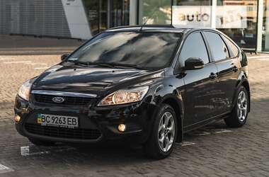 Хэтчбек Ford Focus 2010 в Львове