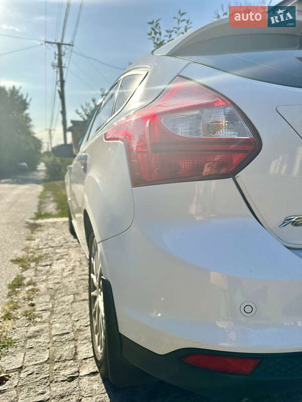 Хэтчбек Ford Focus 2012 в Киеве