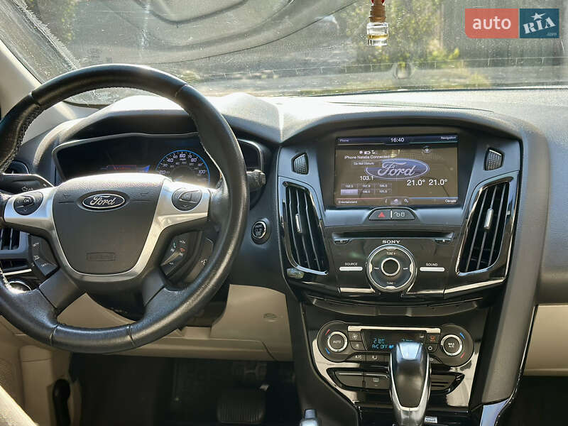 Хэтчбек Ford Focus 2012 в Киеве