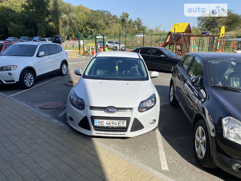 Хэтчбек Ford Focus 2013 в Николаеве фото 4 Хэтчбек Ford Focus 2013 в Николаеве