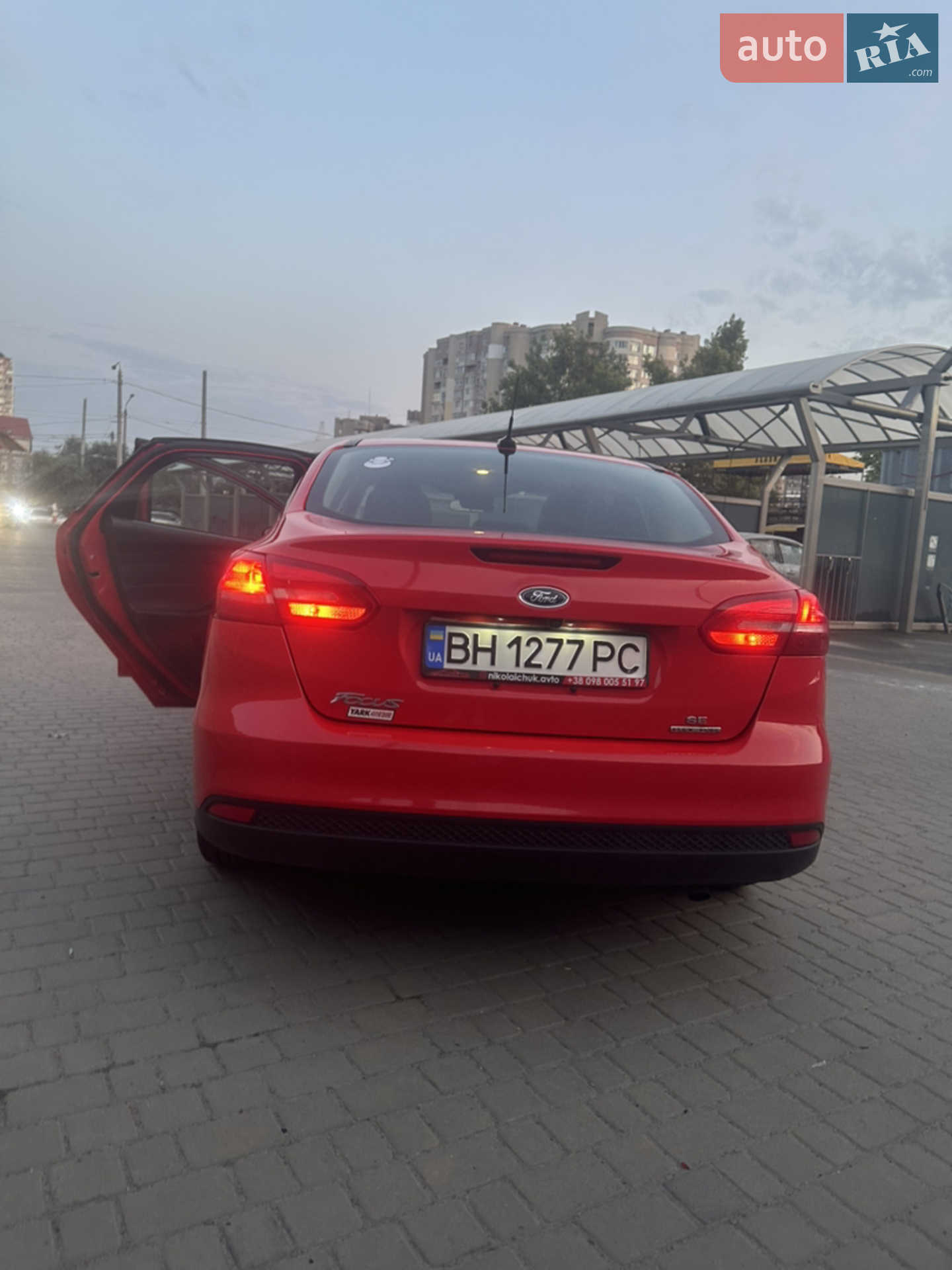 Ford Focus 2016 VIN 1FADP3F20GL264728 фото оголошення 6 з 16