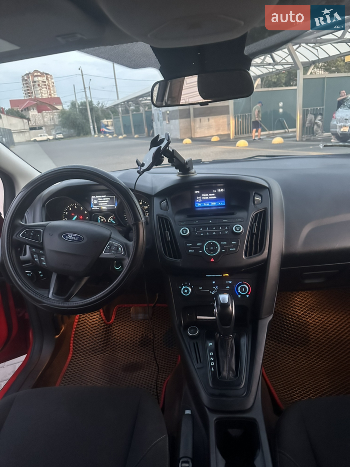 Ford Focus 2016 VIN 1FADP3F20GL264728 фото оголошення 10 з 16