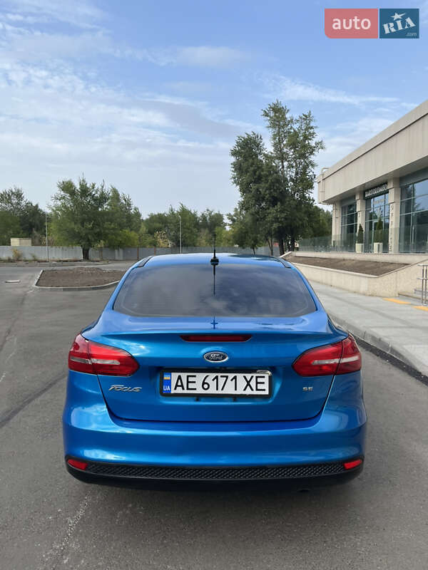 Седан Ford Focus 2017 в Днепре