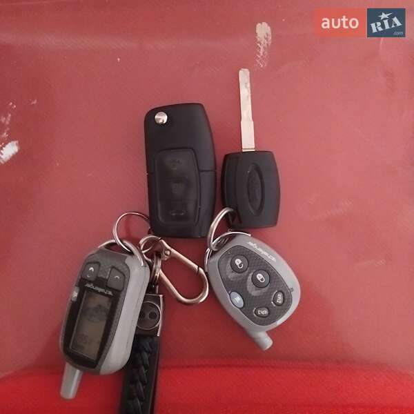 Хэтчбек Ford Focus 2011 в Львове