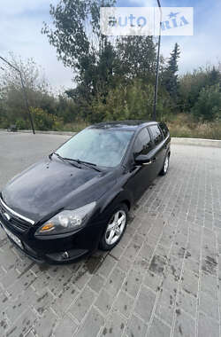 Універсал Ford Focus 2010 в Луцьку