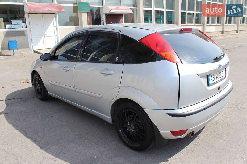 Хэтчбек Ford Focus 2002 в Виннице