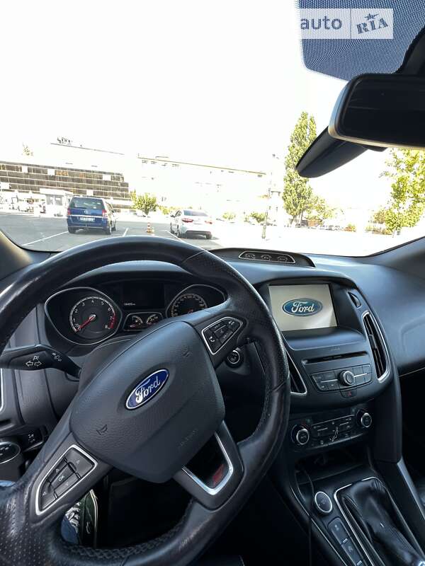 Хэтчбек Ford Focus 2016 в Киеве фото 11 Хэтчбек Ford Focus 2016 в Киеве