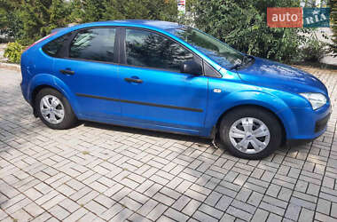 Хэтчбек Ford Focus 2005 в Запорожье