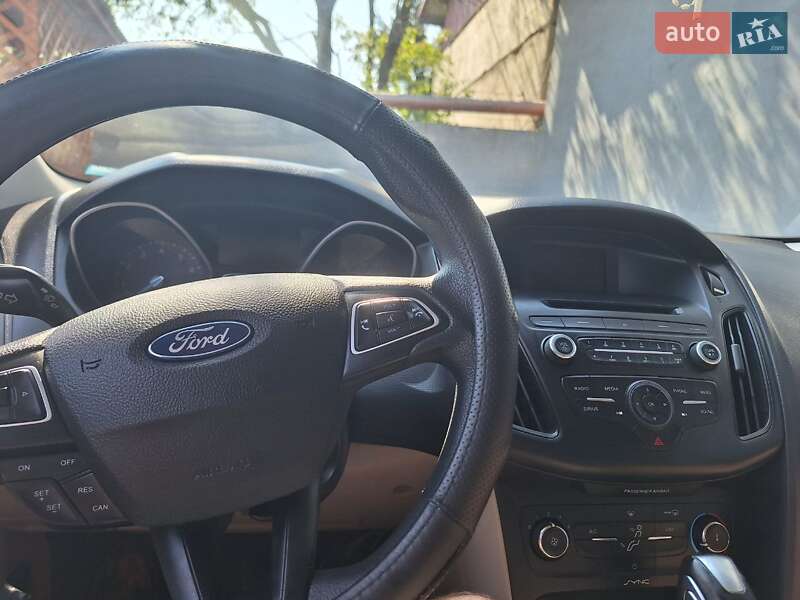Седан Ford Focus 2015 в Львове