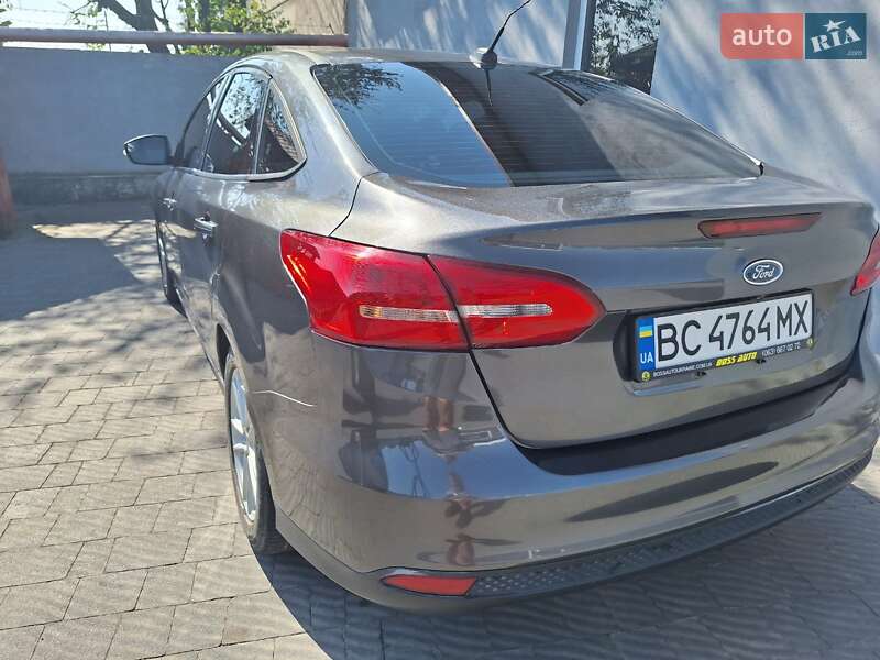 Седан Ford Focus 2015 в Львове