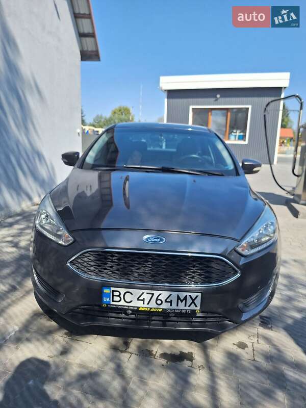 Седан Ford Focus 2015 в Львове