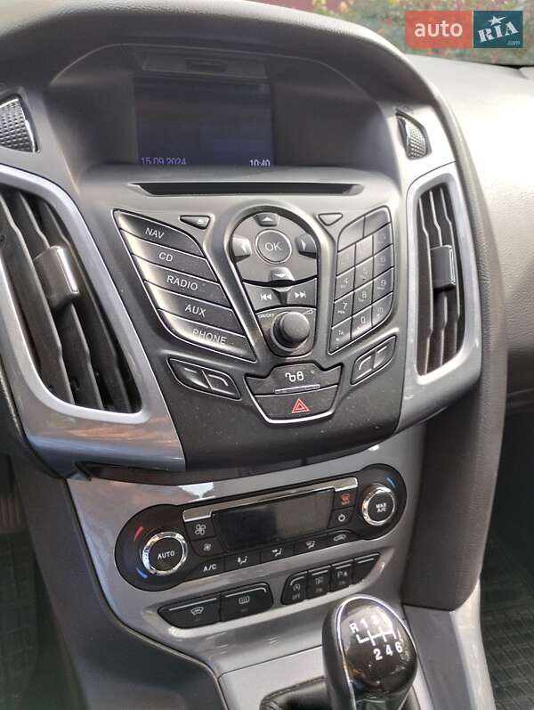 Хэтчбек Ford Focus 2012 в Новоархангельске