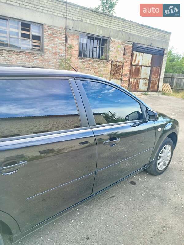 Универсал Ford Focus 2007 в Дубровице