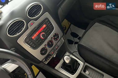 Универсал Ford Focus 2010 в 