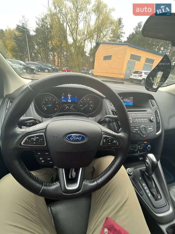 Хэтчбек Ford Focus 2016 в Киеве
