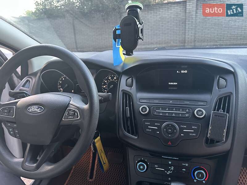 Седан Ford Focus 2017 в Києві
