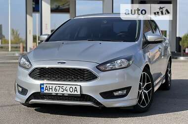 Седан Ford Focus 2016 в Дніпрі