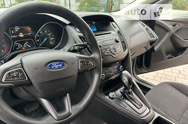 Седан Ford Focus 2015 в Львове