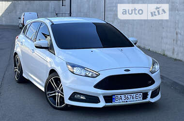 Хэтчбек Ford Focus 2017 в Киеве