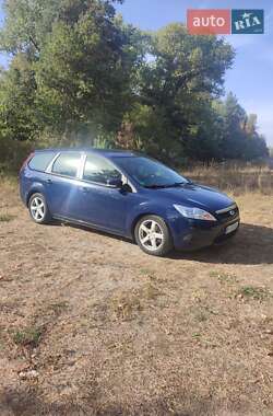 Универсал Ford Focus 2010 в 