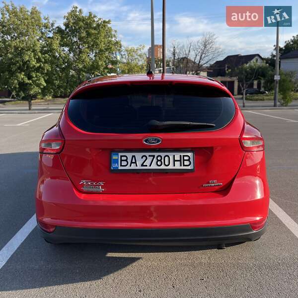 Хэтчбек Ford Focus 2014 в Киеве
