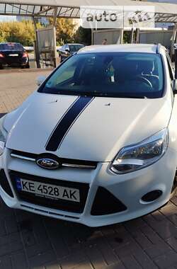 Універсал Ford Focus 2014 в Дніпрі