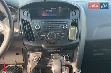 Седан Ford Focus 2017 в 