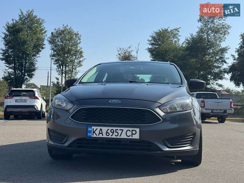 Седан Ford Focus 2017 в Киеве
