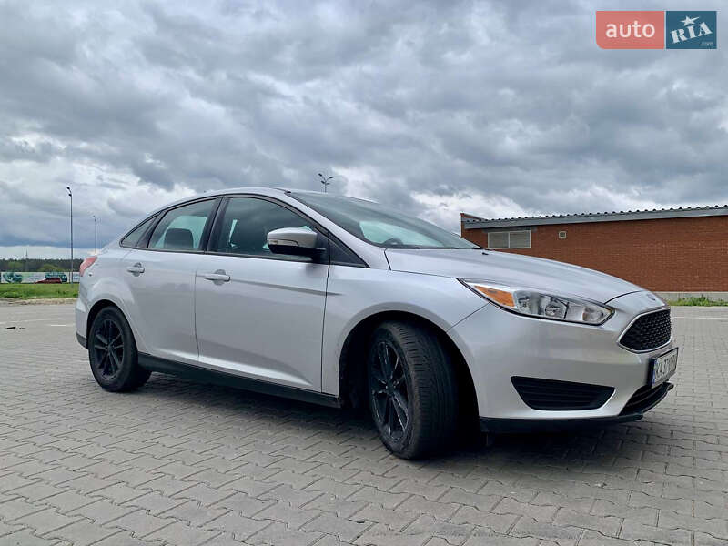 Седан Ford Focus 2016 в Киеве