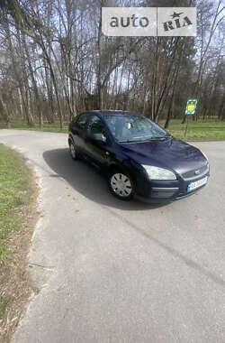 Хэтчбек Ford Focus 2005 в Киеве