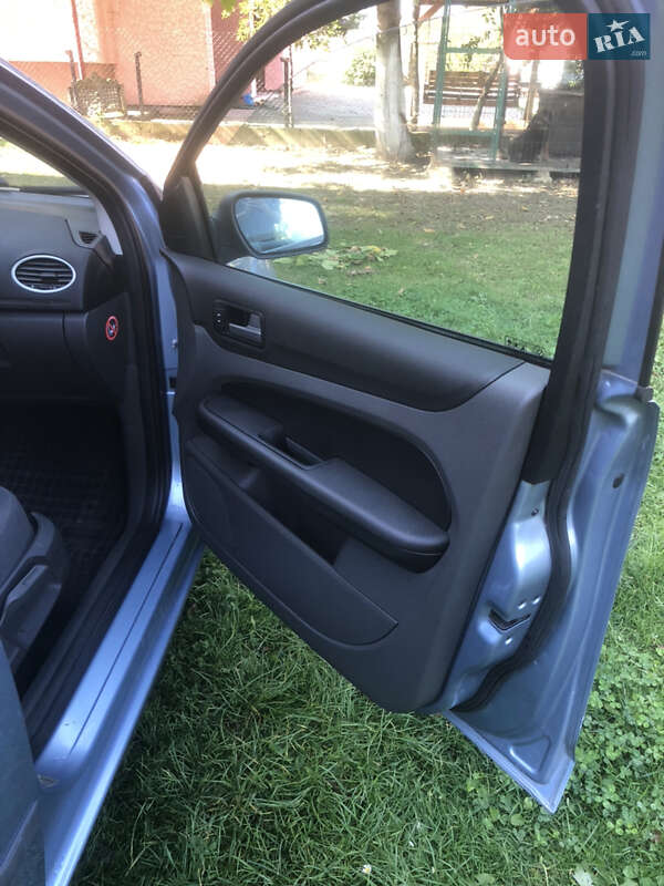 Универсал Ford Focus 2005 в Калуше