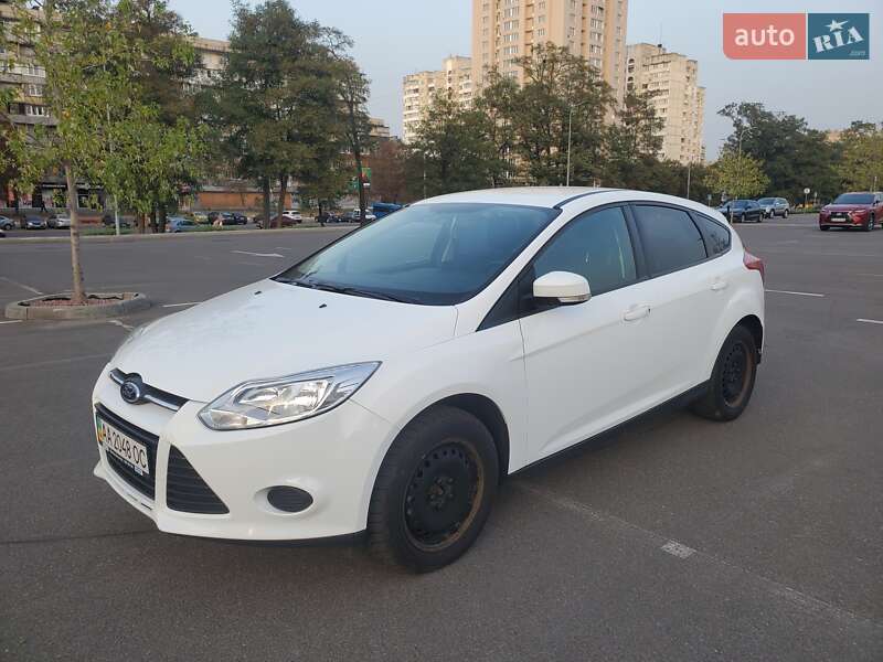 Хэтчбек Ford Focus 2013 в Киеве