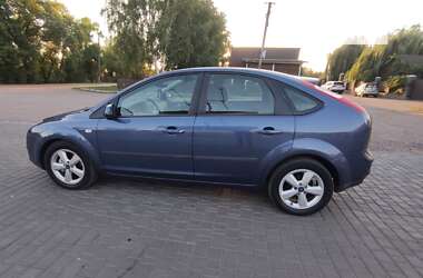 Хэтчбек Ford Focus 2005 в Первомайске