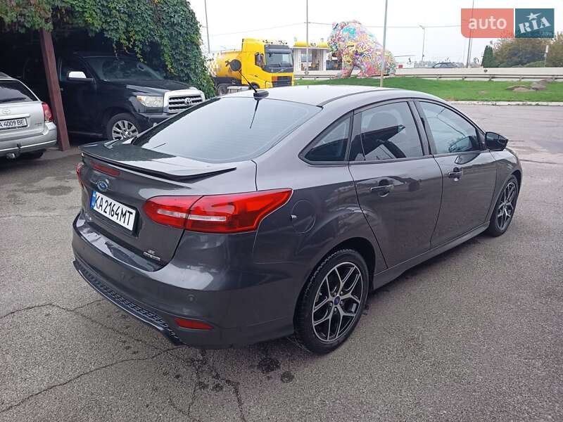 Седан Ford Focus 2015 в Киеве фото 4 Седан Ford Focus 2015 в Киеве