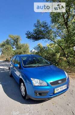 Хэтчбек Ford Focus 2007 в Каменском