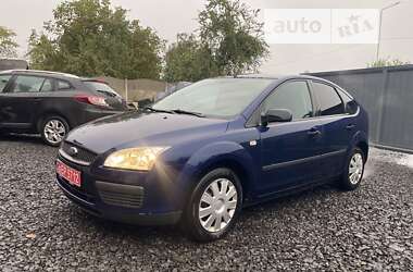 Хэтчбек Ford Focus 2006 в Луцке