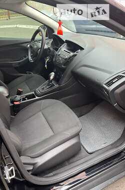 Хэтчбек Ford Focus 2017 в 