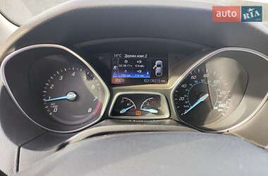 Седан Ford Focus 2014 в 
