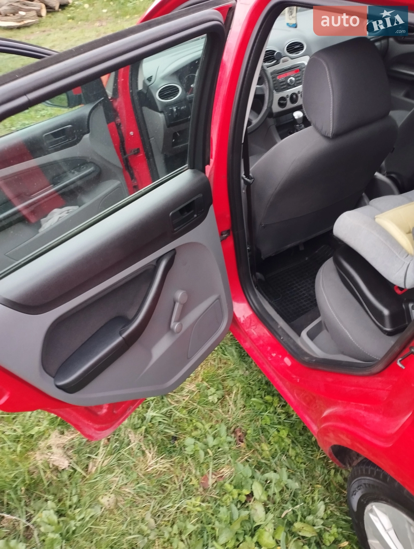 2010 Ford Focus - мініатюра 7