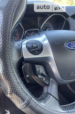 Хэтчбек Ford Focus 2013 в Львове