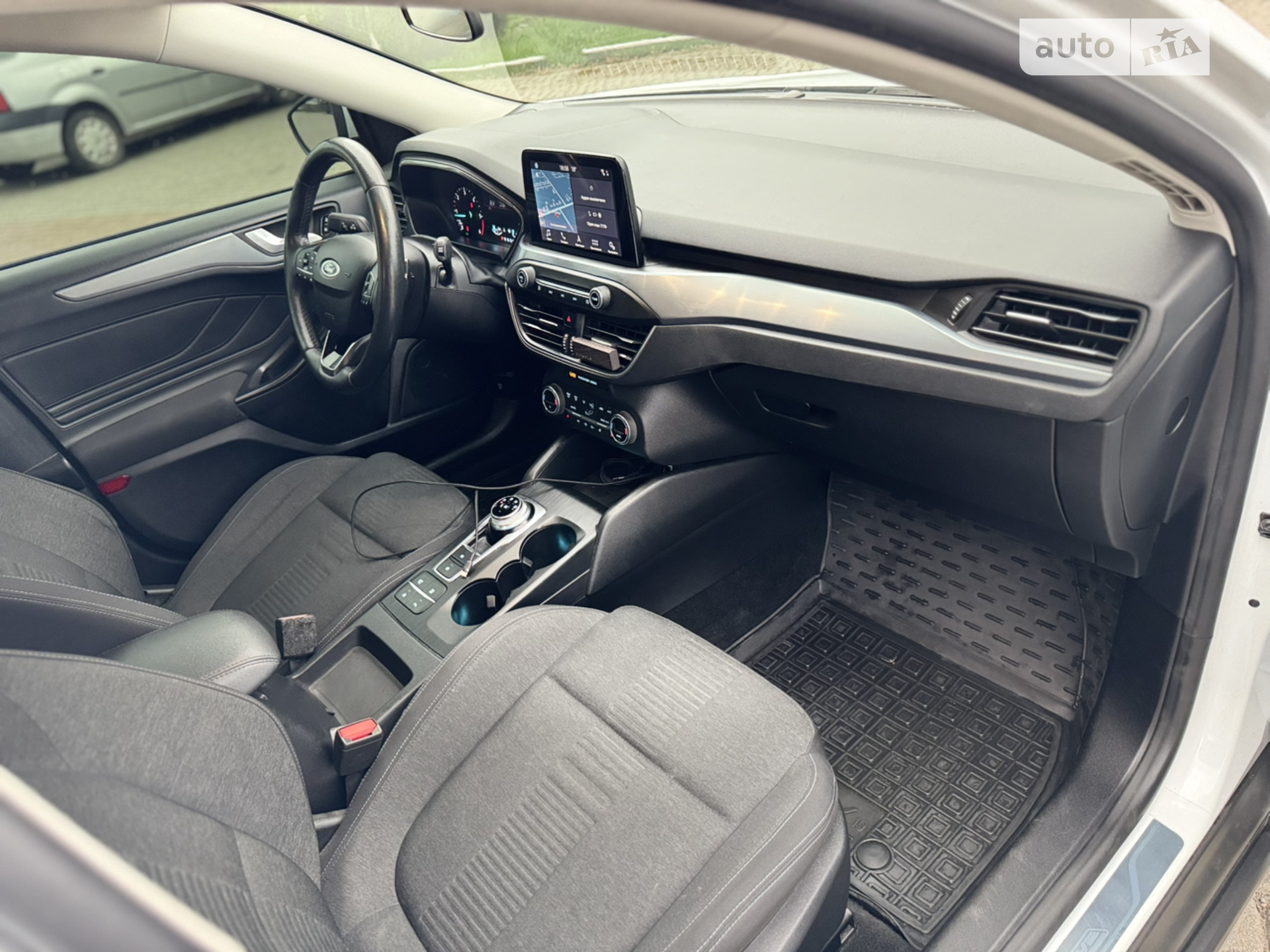 2019 Ford Focus - мініатюра 15