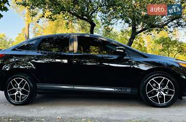 Седан Ford Focus 2017 в 