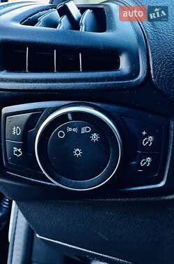 Седан Ford Focus 2017 в 