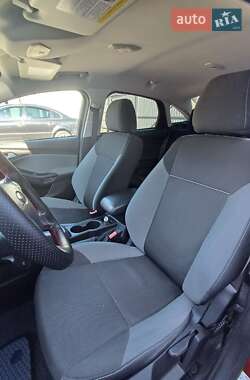 Седан Ford Focus 2013 в 