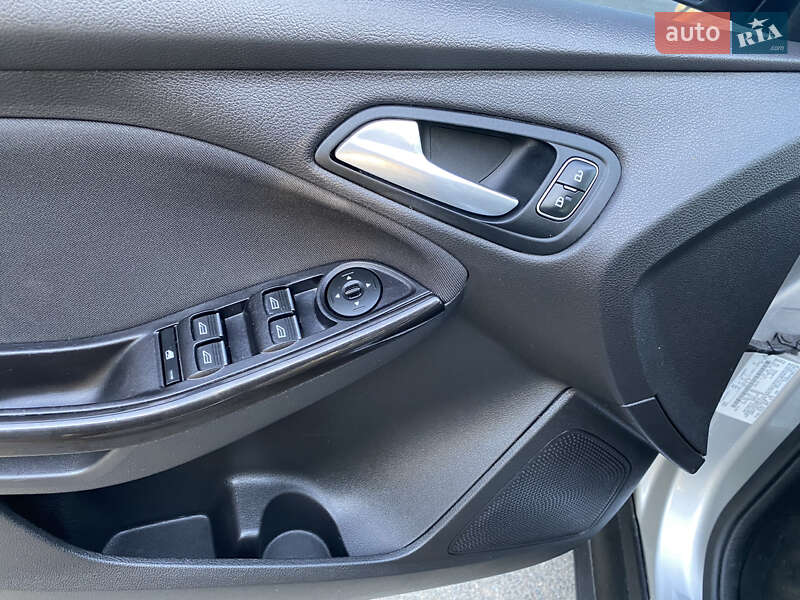 Седан Ford Focus 2018 в Киеве