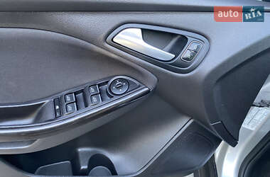 Седан Ford Focus 2018 в 