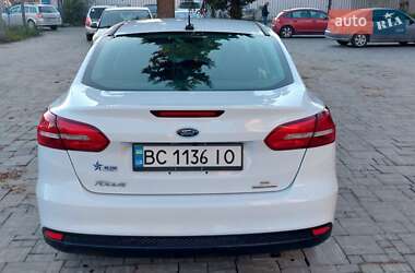 Седан Ford Focus 2016 в 