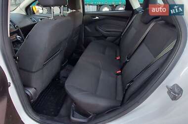 Седан Ford Focus 2016 в 